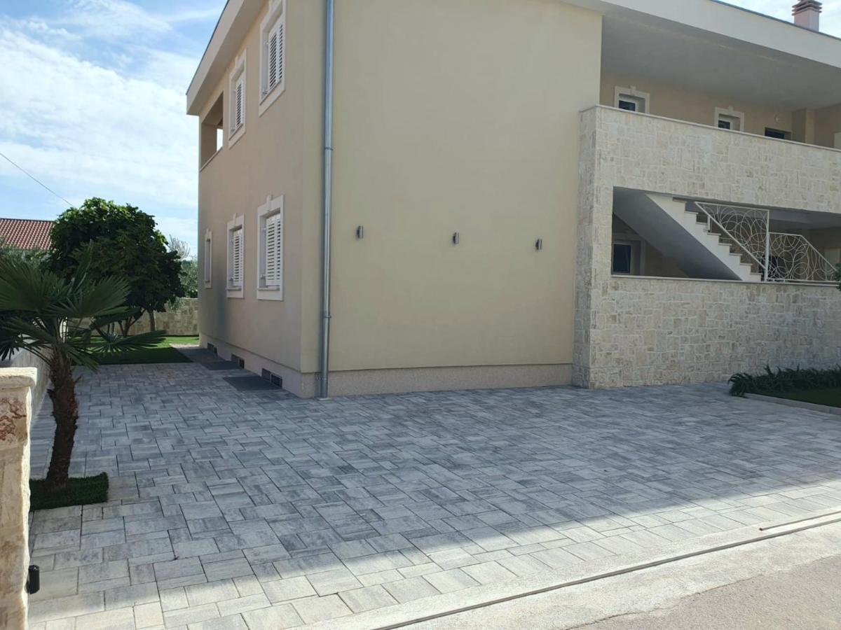 Seashells Apartments Tribunj Tribalj Esterno foto